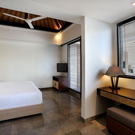 Вилла Peppers Seminyak Экстерьер фото